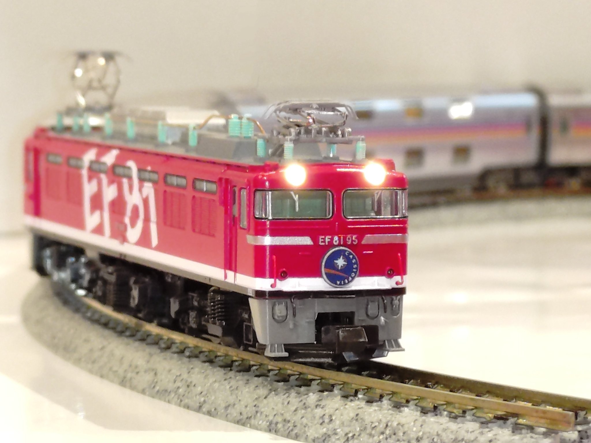 KATO　EF81 95+E26系「カシオペアクルーズ」フル編成 KATO EF81 95+E26系「カシオペアクルーズ」 - メルカリ