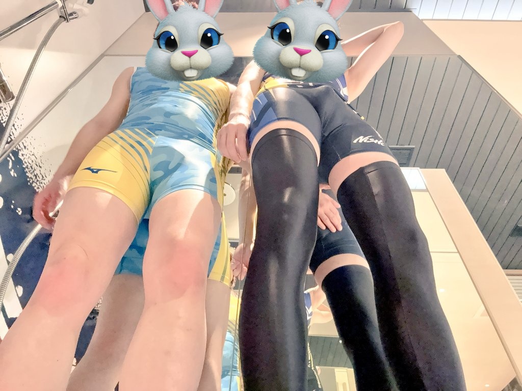 ちんちん勃ってるし今気付いたけど何気に尻触られてるしwww