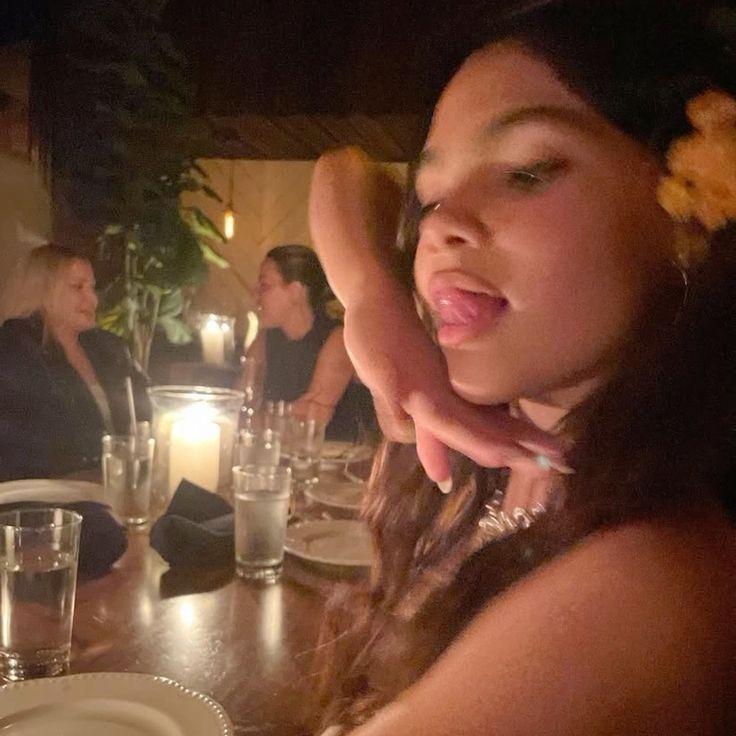 send menfess di @fsscyb! 📌 tweet media