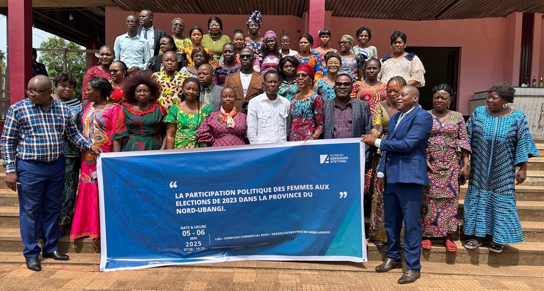 Lors d'un atelier sur la participation politique des femmes aux élections de 2023 à Gbadolite, la <a href="/cenirdc/">Ceni-RDC</a>, les femmes politiques et représentants de la société civile se sont réunies pour échanger. Objectif atteint : Renforcer l’engagement féminin dans le processus électoral.