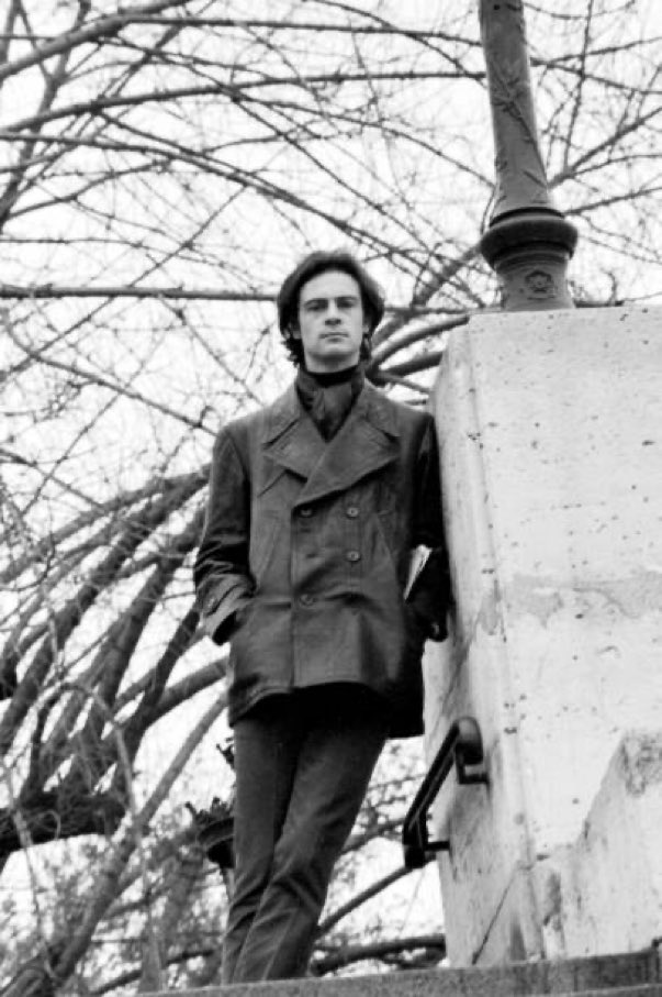 Bon anniversaire à Patrick Modiano, né il y a 80 ans, le 30 juillet 1945