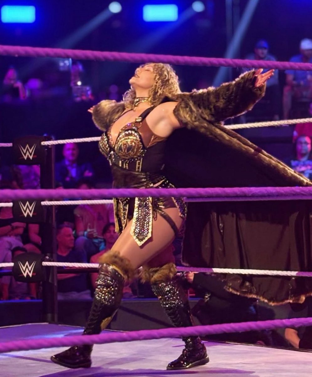 Shmurda94287479's tweet image. Good morning everyone 
Happy Nikkita Wednesday 🧡
Hope everyone have an amazing day today 
May your day be blessed🙏
Be kind and send good vibes out in the world
Also go touch some grass feel one with nature
Tune into evolve  hope to see our favorite lioness
@nikkita_wwe