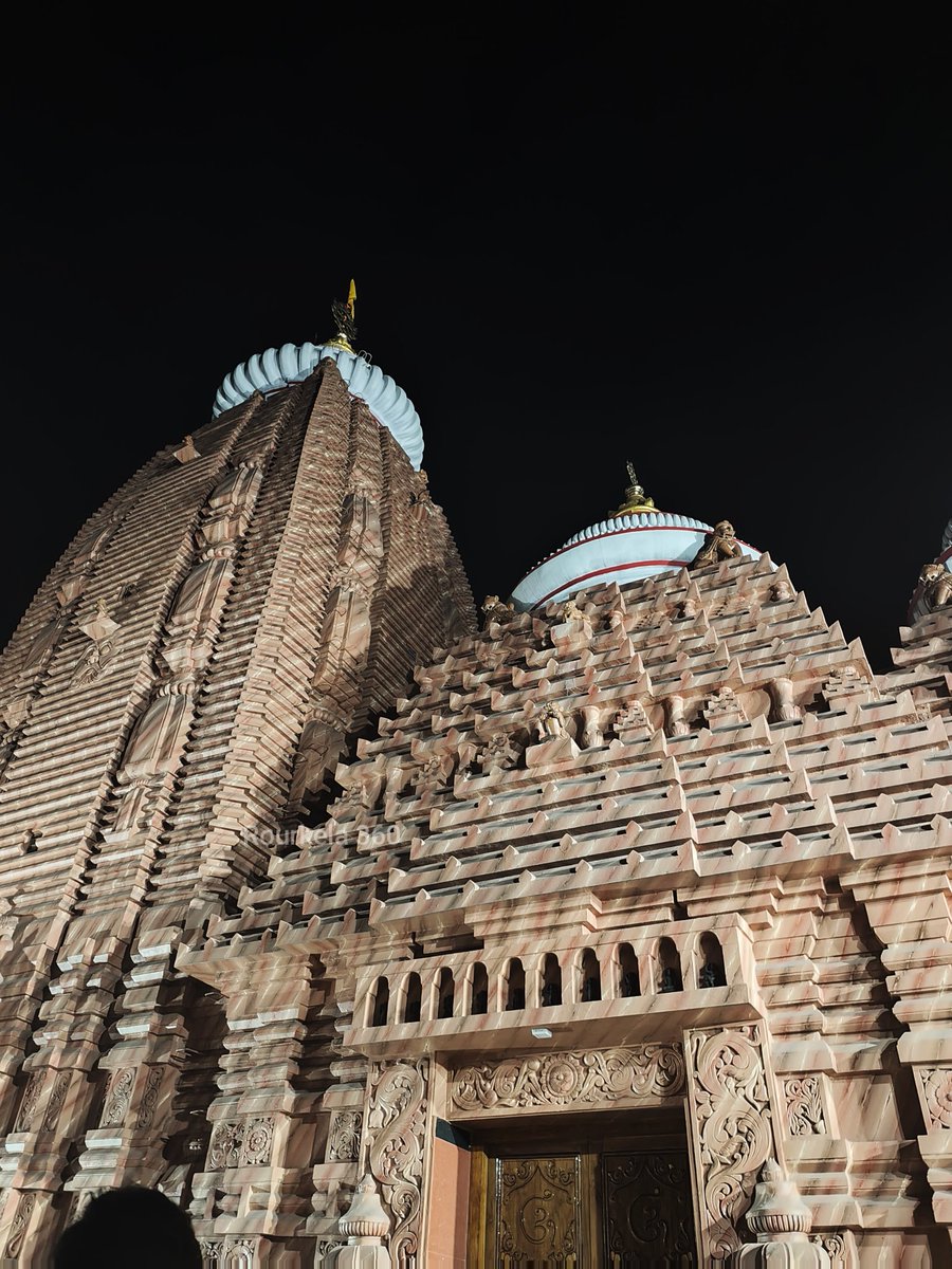 rourkela360's tweet photo. ଏହା କେଉଁ ମନ୍ଦିର ଏବଂ ଏହା ରାଉରକେଲା ରେ କେଉଁ ଠାରେ ଅବସ୍ଥିତ??

#rourkela360 #rourkela https://t.co/q9IUYh1qZX