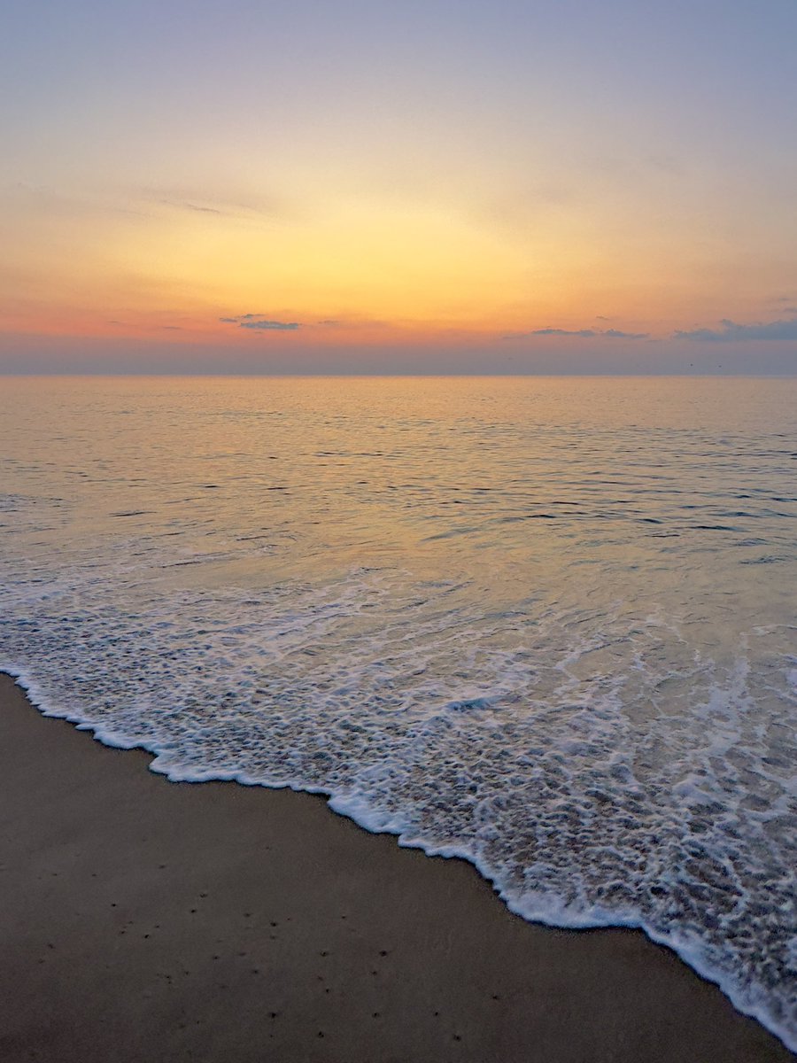 Breathe ocean.