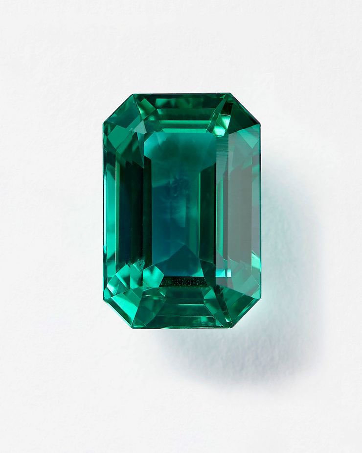 GMeowing🤍
Happy Wednesday!

Featuring Emy💎

Emerald kitten inspired in one of the oldest and most prestigious stones in the world. Emeralds where Egyptians most treasured gemstones.
They are related to eternal life, hope, renewal and prosperity.
Symbol of royalty.

He is now