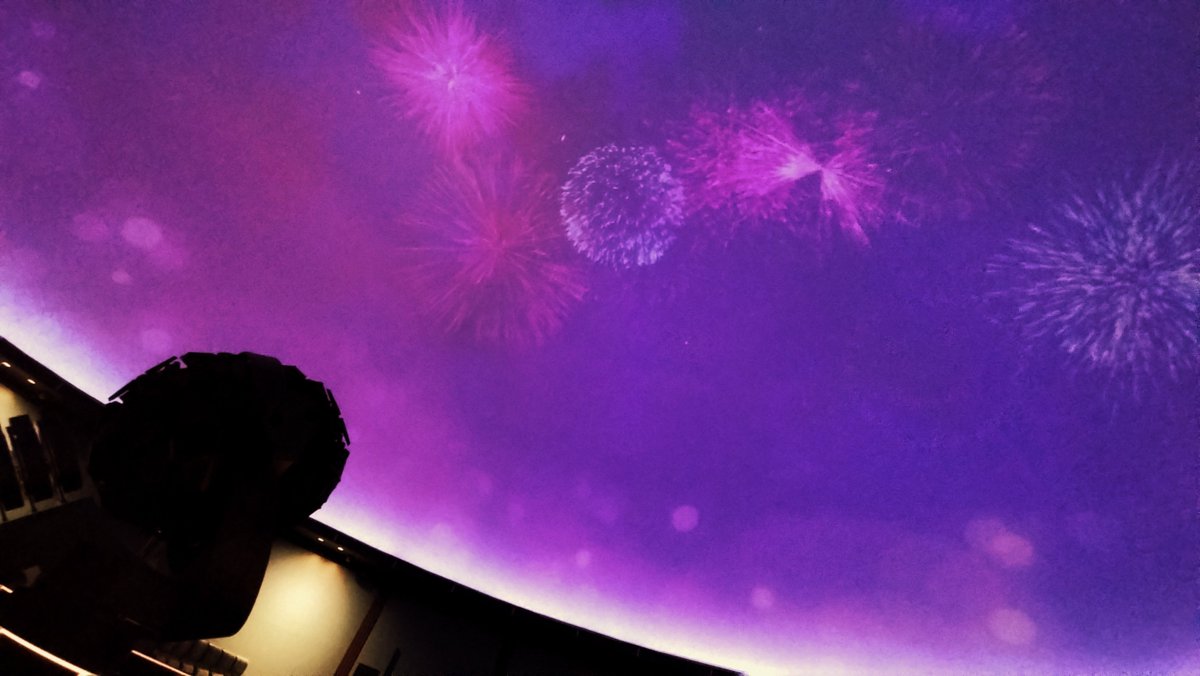 夜空とお祭りを楽しんできた！！
青い輪のやつ、これドーナツ
めちゃ甘のナイスブルー🟦✨️