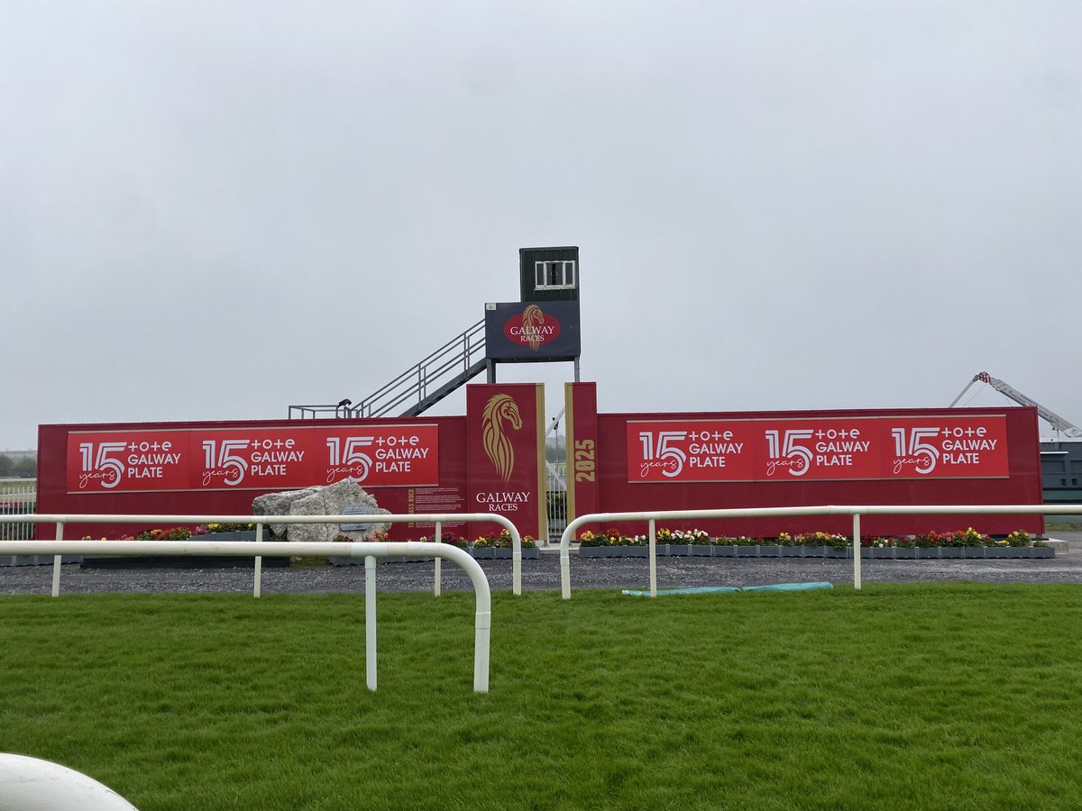 Elaine O'Farrell (@racedisplay) on Twitter photo It’s <a href="/thetotecom/">Tote Ireland</a> Galway Plate Day celebrating 15 years ! Which one wins ! <a href="/HRIRacing/">Horse Racing Ireland</a> <a href="/AIRO_Owner/">AIRO</a> <a href="/RTEsport/">RTÉ Sport</a> <a href="/RacingTV/">Racing TV</a> <a href="/RacingPost/">Racing Post</a> It’s <a href="/thetotecom/">Tote Ireland</a> Galway Plate Day celebrating 15 years ! Which one wins ! <a href="/HRIRacing/">Horse Racing Ireland</a> <a href="/AIRO_Owner/">AIRO</a> <a href="/RTEsport/">RTÉ Sport</a> <a href="/RacingTV/">Racing TV</a> <a href="/RacingPost/">Racing Post</a>