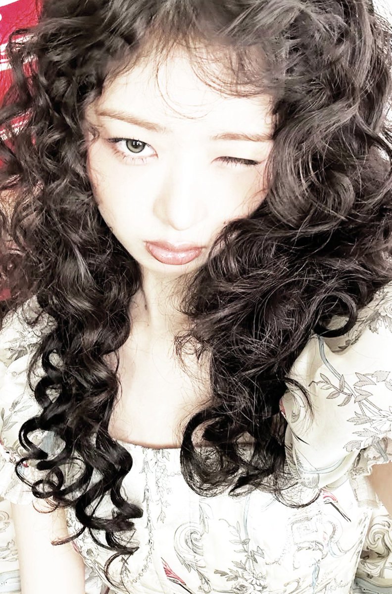 dorkieclub's tweet image. Help RT? Semua interaksi sangat berharga! #zonauang 

Manisnya Rei kali ini seperti gigitan pertama kue stroberi dengan krim lembut—sudah mendarat manis di studio Deka. Bisa langsung kamu bawa pulang, harga sudah tertera! 🍓 🍰 

#zonaba #zonajajan