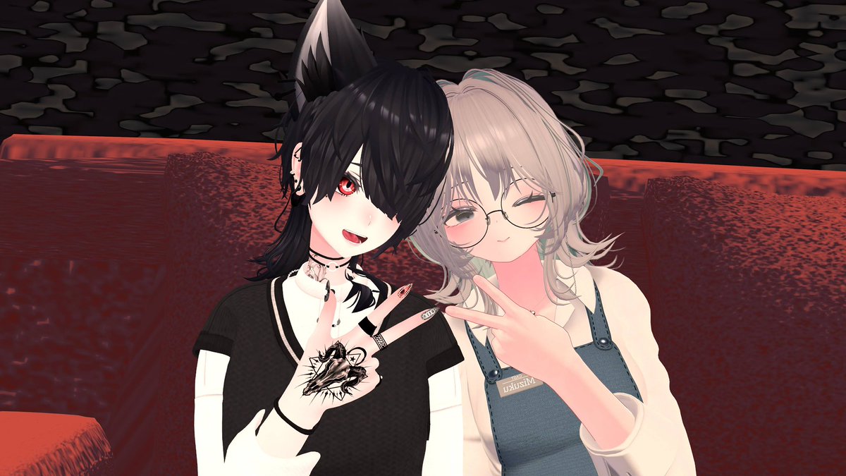 #Sugar_less_vrc

昨夜もsugarlessにお越しいただきありがとうございました。素敵な時間を過ごせていただけたら幸いです。またのお越しをお待ちしております☕︎

第1：カウンター
第2：Eiさん