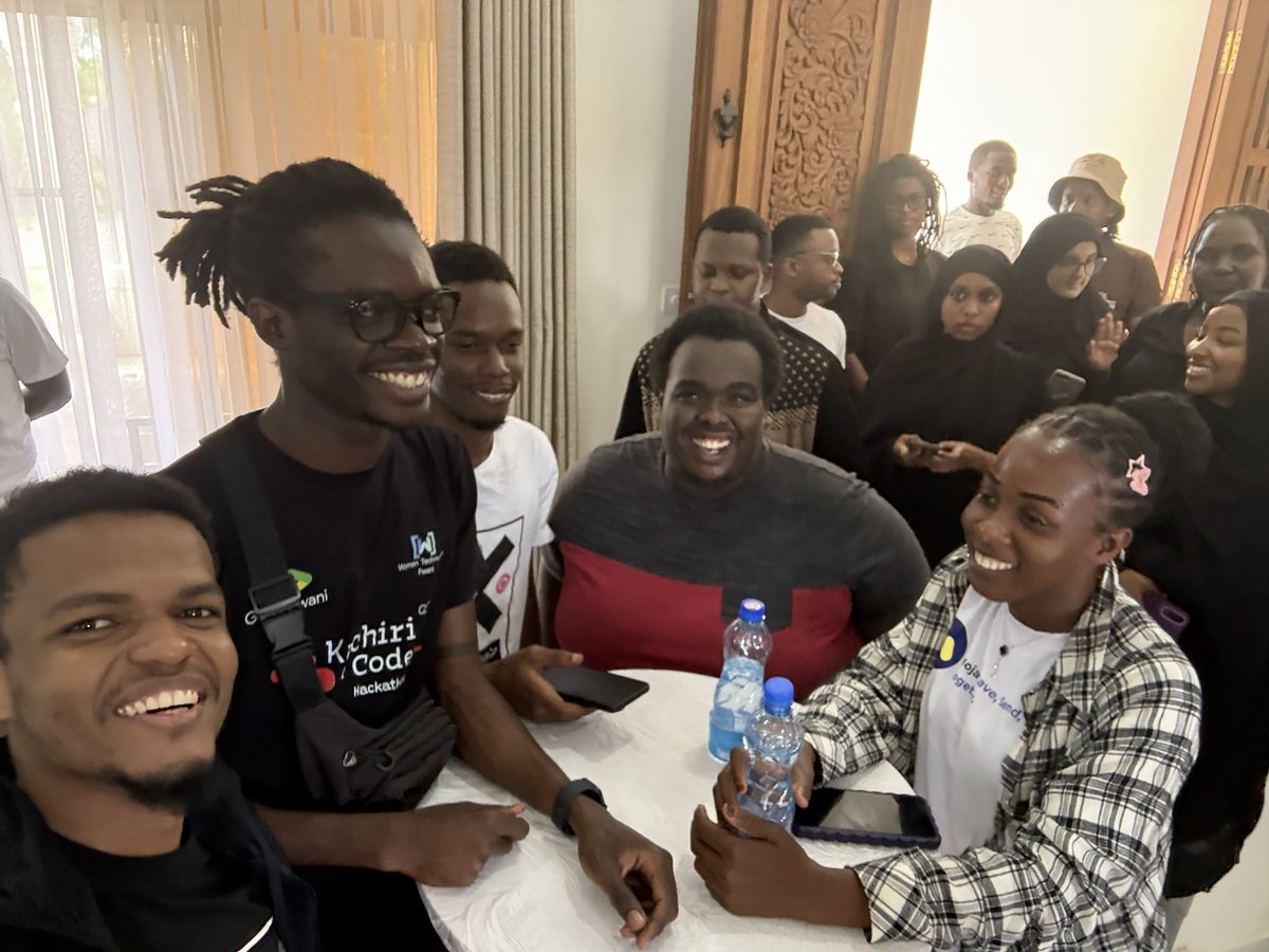 achinga_chris's tweet image. Clocked in to celebrate Ethereum at 10

@AyaHQ @LiskAfrika
@swahilipothub
@LisKHQ @element_pay 
@DecentrixAfrica 
@Projectmochang
#AyaHQxEthereumAt10
#NoBSZone
@ReginaldAlango