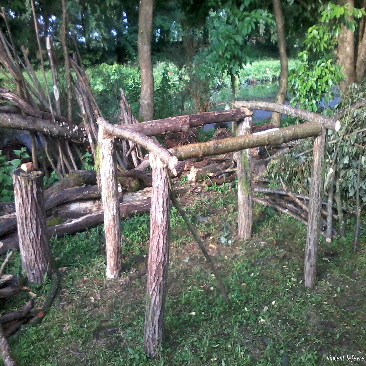 vinclefevre's tweet image. 3 sur 4, c&apos;est fait #maintenant #pk195 🙂 #coursdevacances #pleinair #bois #établi #cabane #éducation #apprentissage #donnerdusensàsavie #toutelannée #classedéficanal #utileagréablesocialplaisir