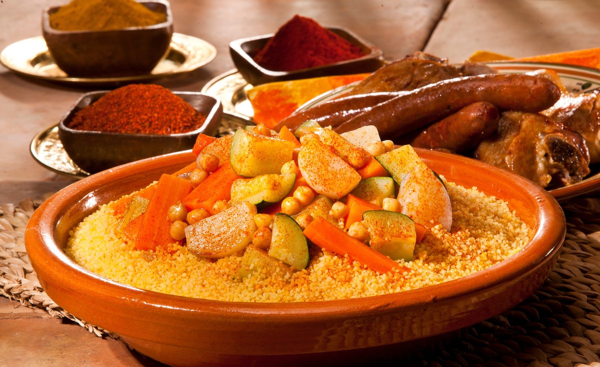 🥣🌍 Couscous Party solidaire au jardin Rosa Parks ! 🤝✨
L’association Socialidaire vous invite à une Couscous Party chaleureuse et gourmande le dimanche 10 août de 10h à 16h !
👩‍🍳 Apprenez à cuisiner un délicieux couscous dans une ambiance conviviale
 🍽 Partagez un repas