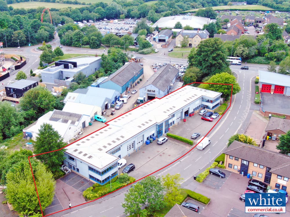 Now Available: Units 1-4 Cambridge Terrace, Brackley - Reversionary Multi Let Industrial Estate Investment Opportunity - 12,407 sq ft 
#Brackley #ForSale #Office #Industrial #Investm...  whitecommercial.search-prop.com/properties/317…