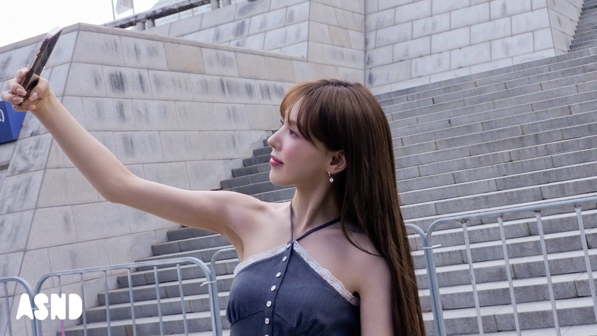 [📺] 
[When:D] 빵러버🥐 완디의 본업 영스트리트 공개방송 | 호두과자🤎

🔗 youtu.be/HzmnwjykNt8

#WENDY #웬디
#When_D