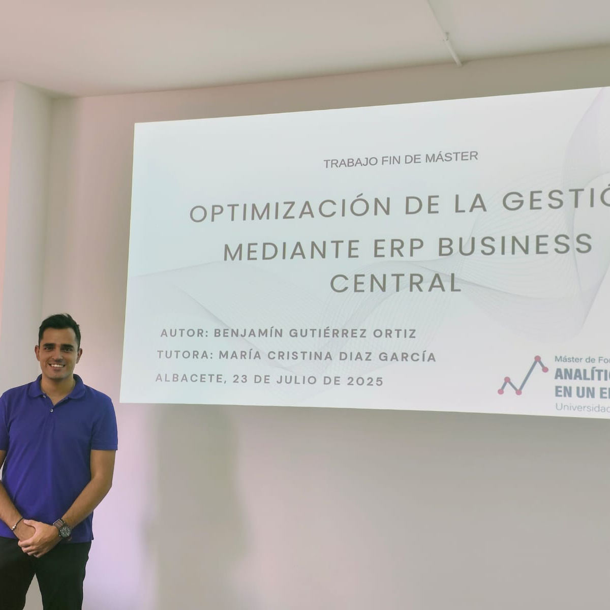 GrupoTecon's tweet photo. Tres compis defendieron su TFM del Máster en Analítica de Negocios (MANED) de la UCLM con el que aprendes a transformar datos en decisiones estratégicas y liderar la innovación digital. ¿Quieres ser tú el siguiente? Preinscripción abierta:
https://t.co/KWICjsudq7
@ManedMaster https://t.co/ORFK1ooHbT