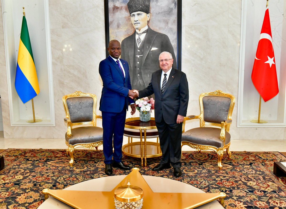 Cette mission marque une relance des relations bilatérales, axée sur la défense, la diplomatie, la pêche, la formation et les investissements.

Pour plus d'information : presidence.ga/2025/07/30/dip…

#RelationsInternationales #GabonTurquie