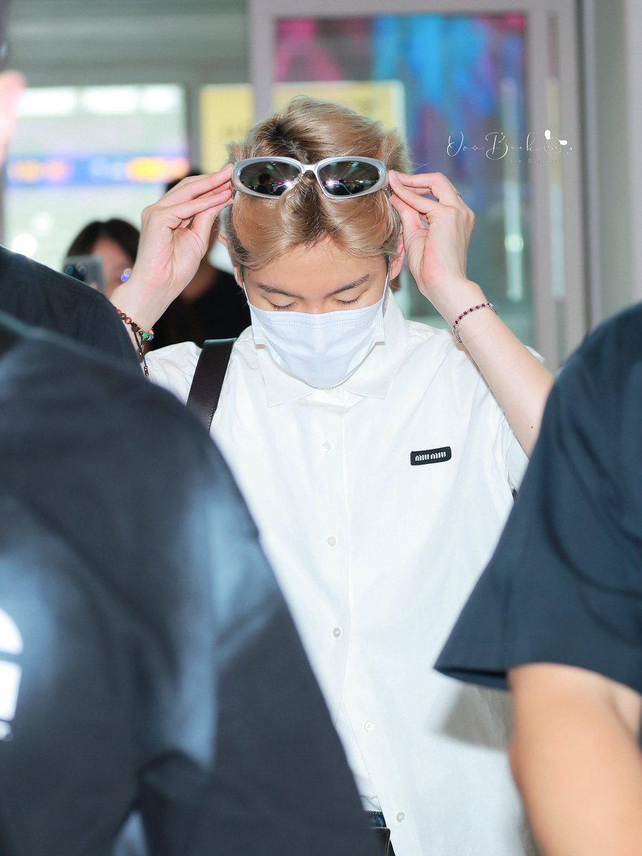 250730 ICN🛫

<a href="/B_hundred_Hyun/">Baekhyun_EXO</a> 
#BAEKHYUN  #백현 #ベッキョン #伯贤