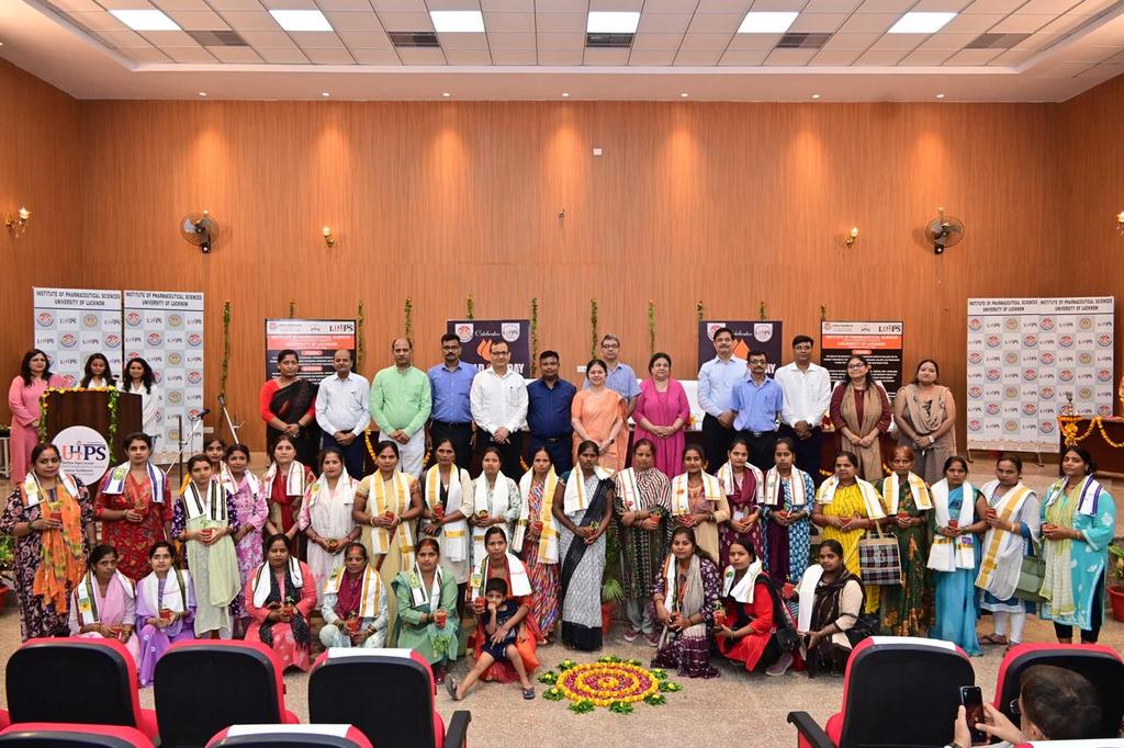 KhannaManuka's tweet photo. It was a pleasure to felicitate the ANMs at the Institute of Pharmaceutical Sciences who had contributed to the ORS awareness https://t.co/P0VbP45ghx