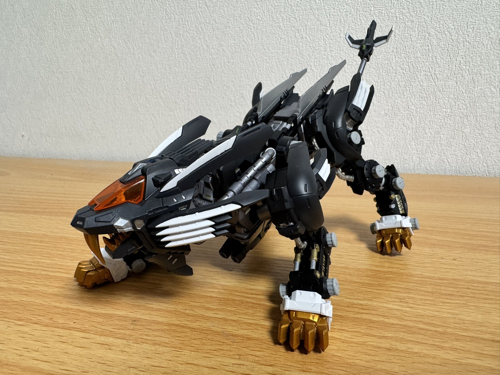 【内袋未開封】ゾイドフューザーズ　ブレードライガー　ブラックインパクト ゾイドフューザーズ ブレードライガー ブラックインパクト限定品