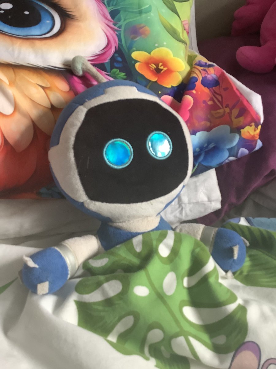 Astro: i woke up at 9am gotta take care of crash site
