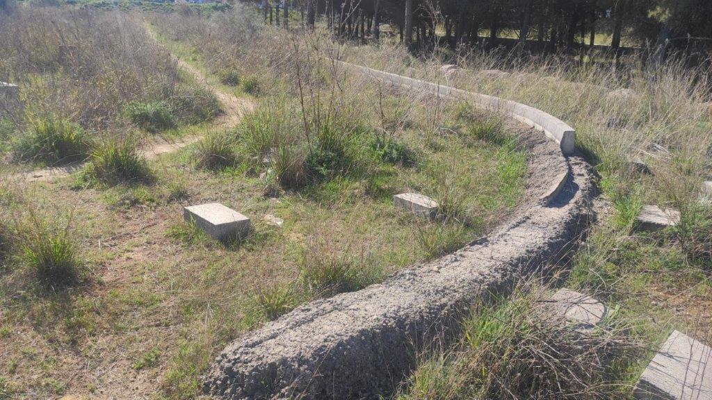 Rocío Díaz Jiménez (@rocio_diazj) on Twitter photo Un paso determinante para el desarrollo de suelos en Lagar de Oliveros, en #Málaga, donde se construirán más 2.800 viviendas.
Desde el Gobierno de <a href="/JuanMa_Moreno/">Juanma Moreno</a> seguimos trabajando para aumentar la oferta de vivienda y dar respuesta a familias y jóvenes.
¡Avanzamos! Un paso determinante para el desarrollo de suelos en Lagar de Oliveros, en #Málaga, donde se construirán más 2.800 viviendas.
Desde el Gobierno de <a href="/JuanMa_Moreno/">Juanma Moreno</a> seguimos trabajando para aumentar la oferta de vivienda y dar respuesta a familias y jóvenes.
¡Avanzamos!