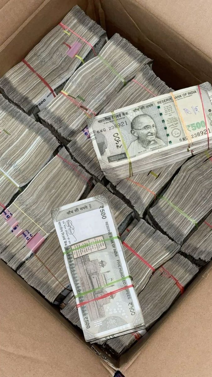 लोग कहते हे पैसा कुछ नहीं..!! हा ये सही हे पर मेरी ये बात हमेशा याद रखना पेसो के बगैर भी कुछ नहीं हे..!!