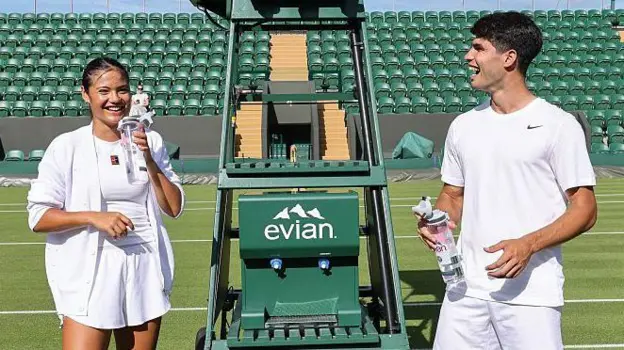 🎾 Emma Raducanu &amp; Carlos Alcaraz headline US Open’s new $1m mixed doubles event (Aug 19–20), just before the Grand Slam kicks off. Some players blast it as a “pseudo-exhibition,” but wildcards also include Venus/Opelka &amp; Djokovic/Danilovic. #USOpen #Tennis #Raducanu #alcaraz