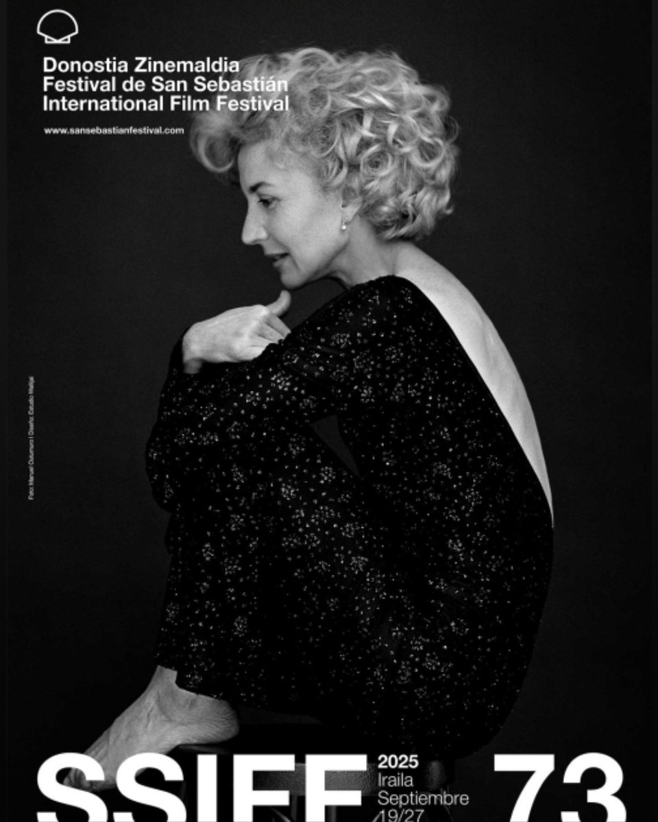 Kinótico (@kinotico) on Twitter photo ✨ Ya conocemos el cartel oficial de la 73 edición del <a href="/sansebastianfes/">Donostia Zinemaldia - Festival de San Sebastián</a>. Este rinde homenaje a Marisa Paredes, actriz imprescindible en su historia, con una imagen firmada por Manuel Outumuro y diseñada por el estudio donostiarra Wallijai ✨ Ya conocemos el cartel oficial de la 73 edición del <a href="/sansebastianfes/">Donostia Zinemaldia - Festival de San Sebastián</a>. Este rinde homenaje a Marisa Paredes, actriz imprescindible en su historia, con una imagen firmada por Manuel Outumuro y diseñada por el estudio donostiarra Wallijai