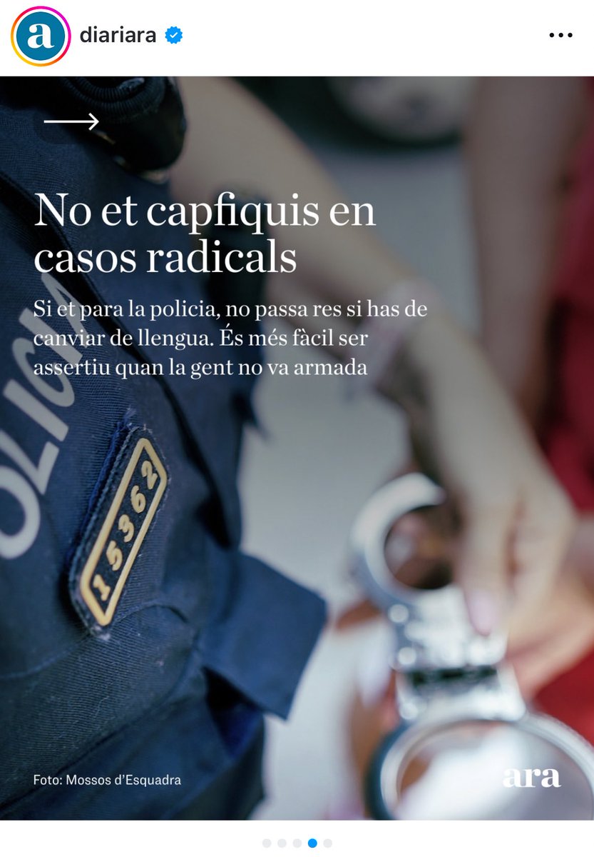 "Refia't del nostre periodisme: sempre ens pleguem al que vol la policia.

I fes com nosaltres: renuncia als teus drets, accepta la injustícia, castellanitza't."