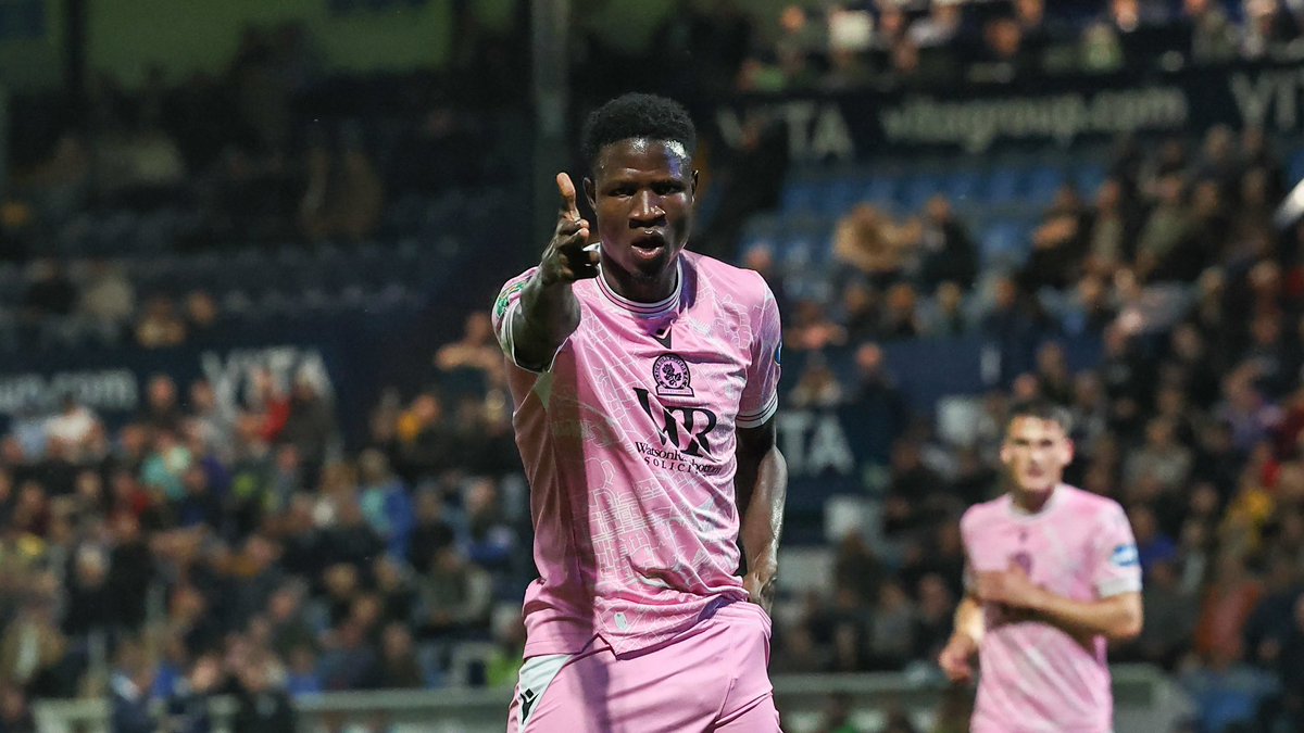 One whole year of Gueye porn 🐐 

I wondered where this groin strain came from…

#vivagueyeporn