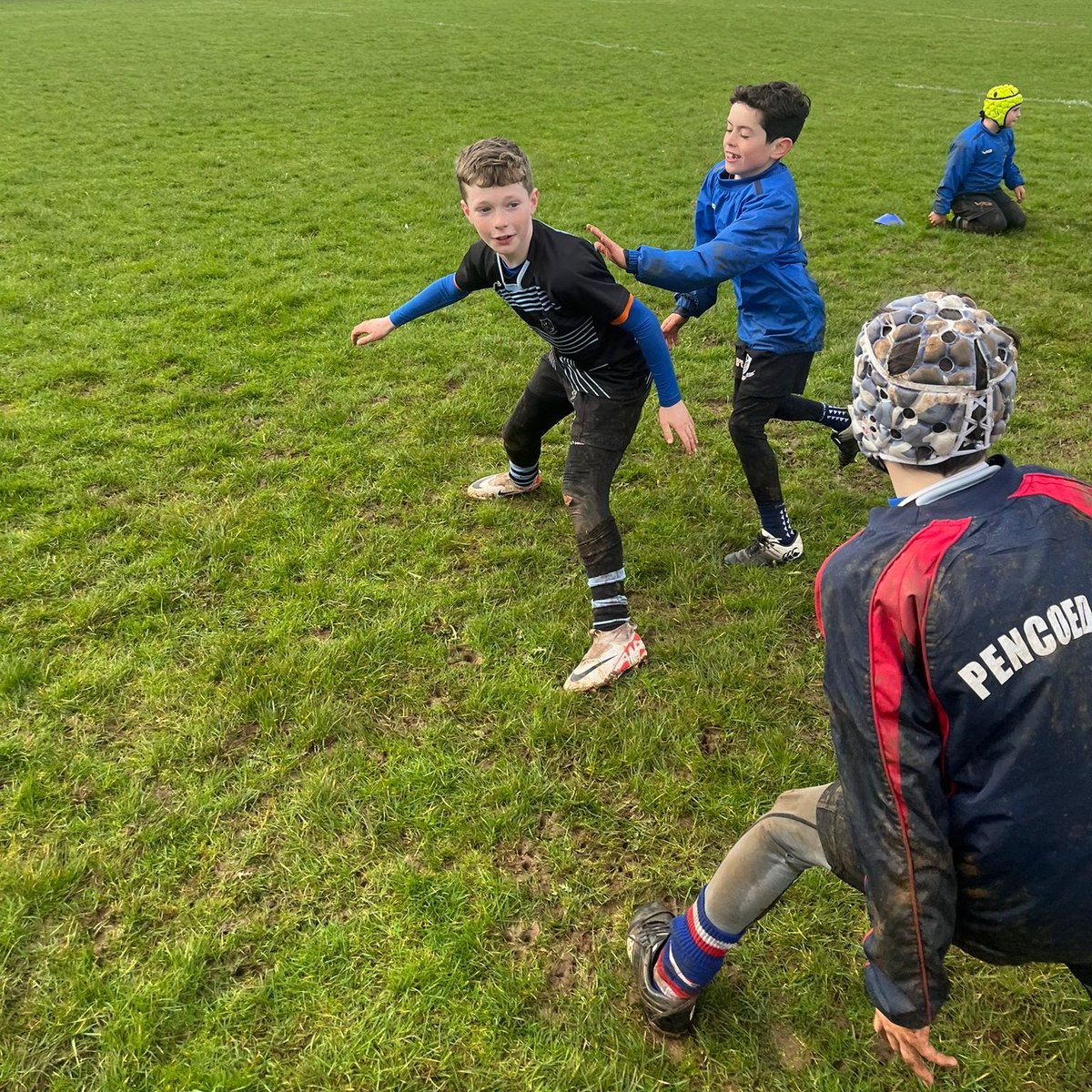 Ospreys (@ospreys) on Twitter photo OitC kick off their 'On the Road' camps tomorrow at Meadow View Sports centre, with camps scheduled across our local area over the next few weeks!
Don't miss your chance and book your space at your local club from just Β£15: ospreys.info/OITCCAMPS
<a href="/CommunityOsprey/">Ospreys in the Community</a> OitC kick off their 'On the Road' camps tomorrow at Meadow View Sports centre, with camps scheduled across our local area over the next few weeks!
Don't miss your chance and book your space at your local club from just Β£15: ospreys.info/OITCCAMPS
<a href="/CommunityOsprey/">Ospreys in the Community</a>