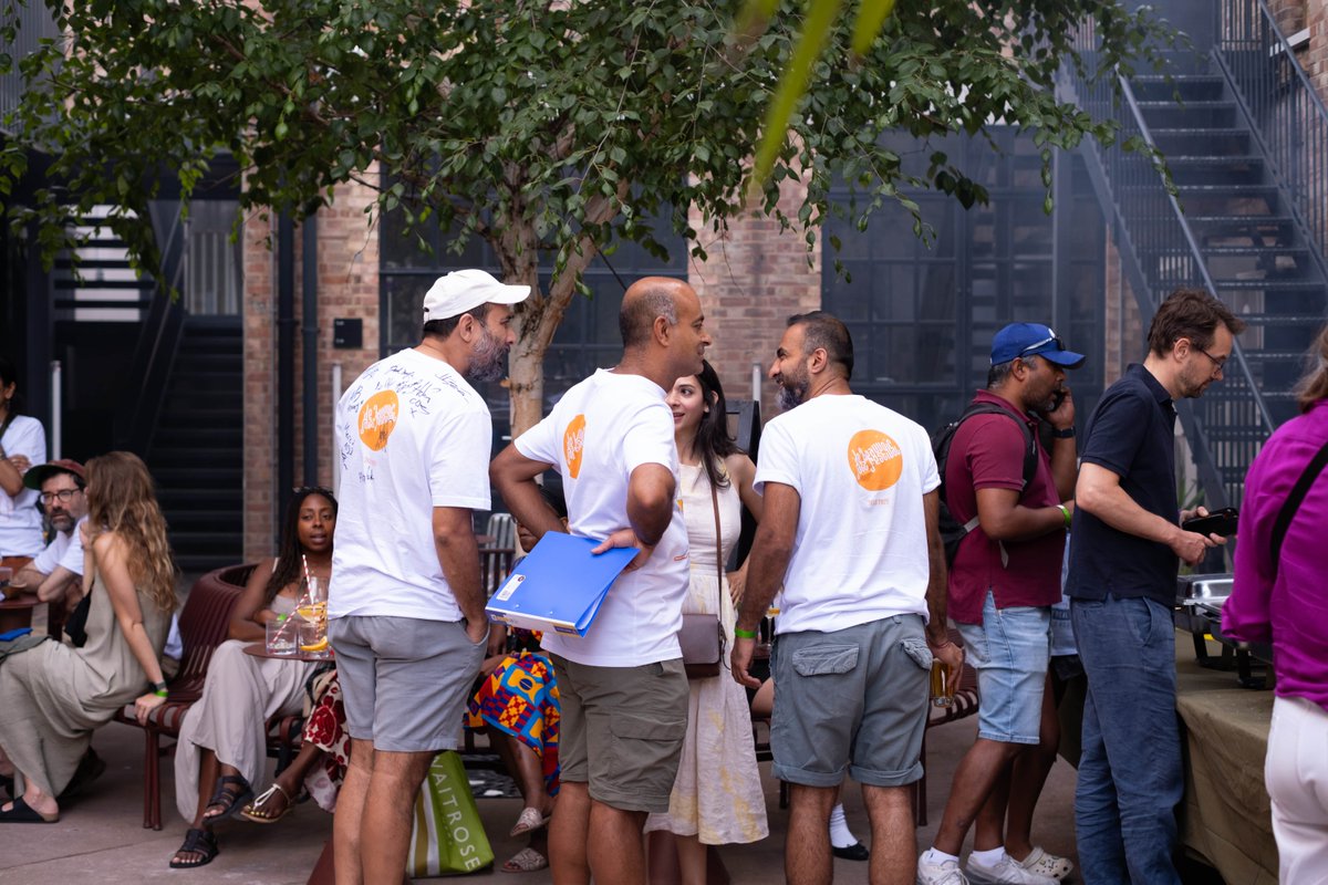 De Beauvoir's first jazz festival was a roaring success, and we're SO happy that our very own <a href="/DeBeauvoirBlock/">De Beauvoir Block</a> played a part in it! 💖

Read all about it on our website: thebenyonestate.com/news/2025/de-b…