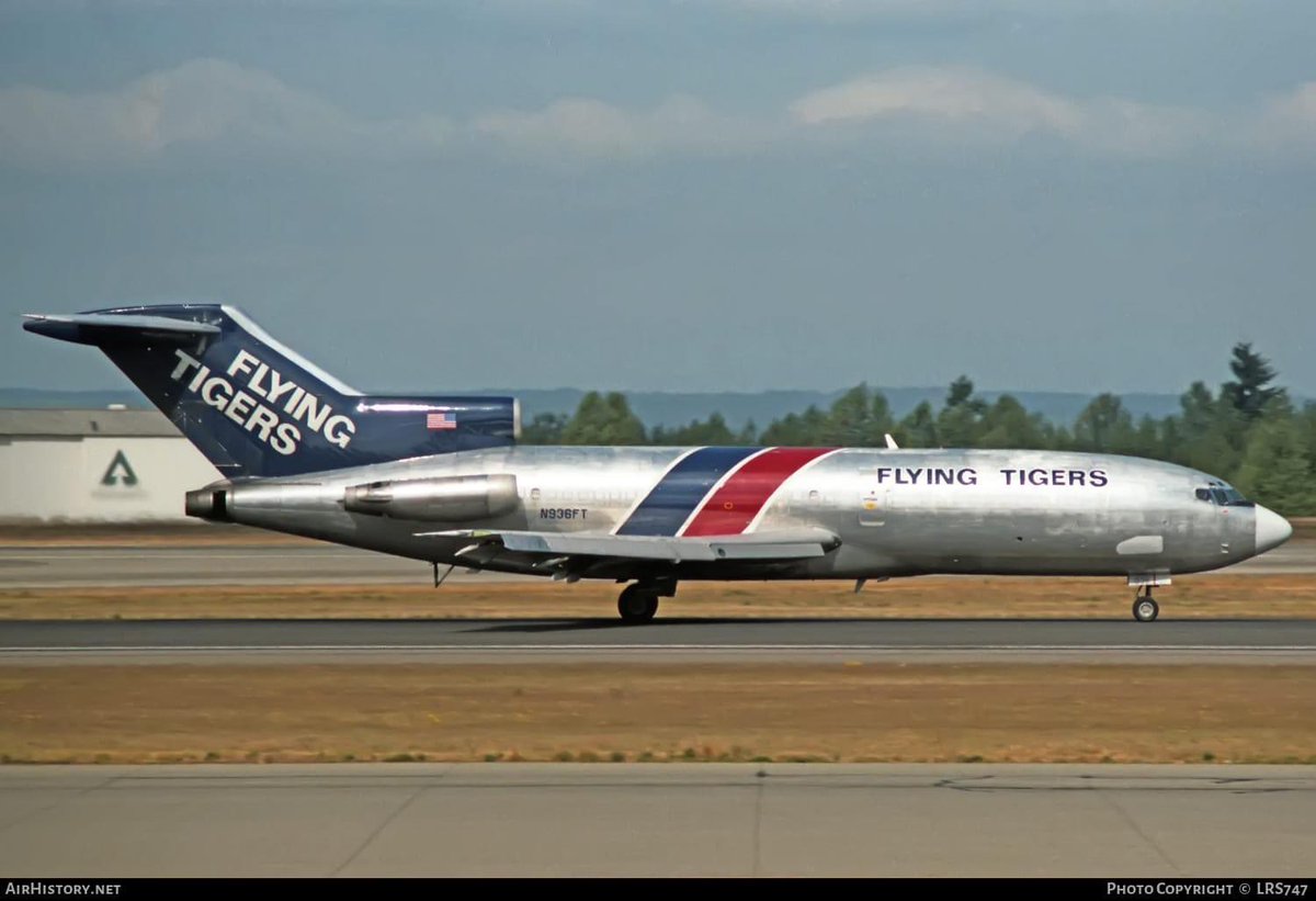 Flying Tigers
Boeing 727-91F N936FT
SEA/KSEA Seattle-Tacoma Intl Airport
June 24, 1986
Photo credit LRS747 
#AvGeek #Airline #Aviation #AvGeeks #Boeing #B727 #FlyingTigers #Seattle #SEA <a href="/flySEA/">Seattle-Tacoma Intl. Airport</a>