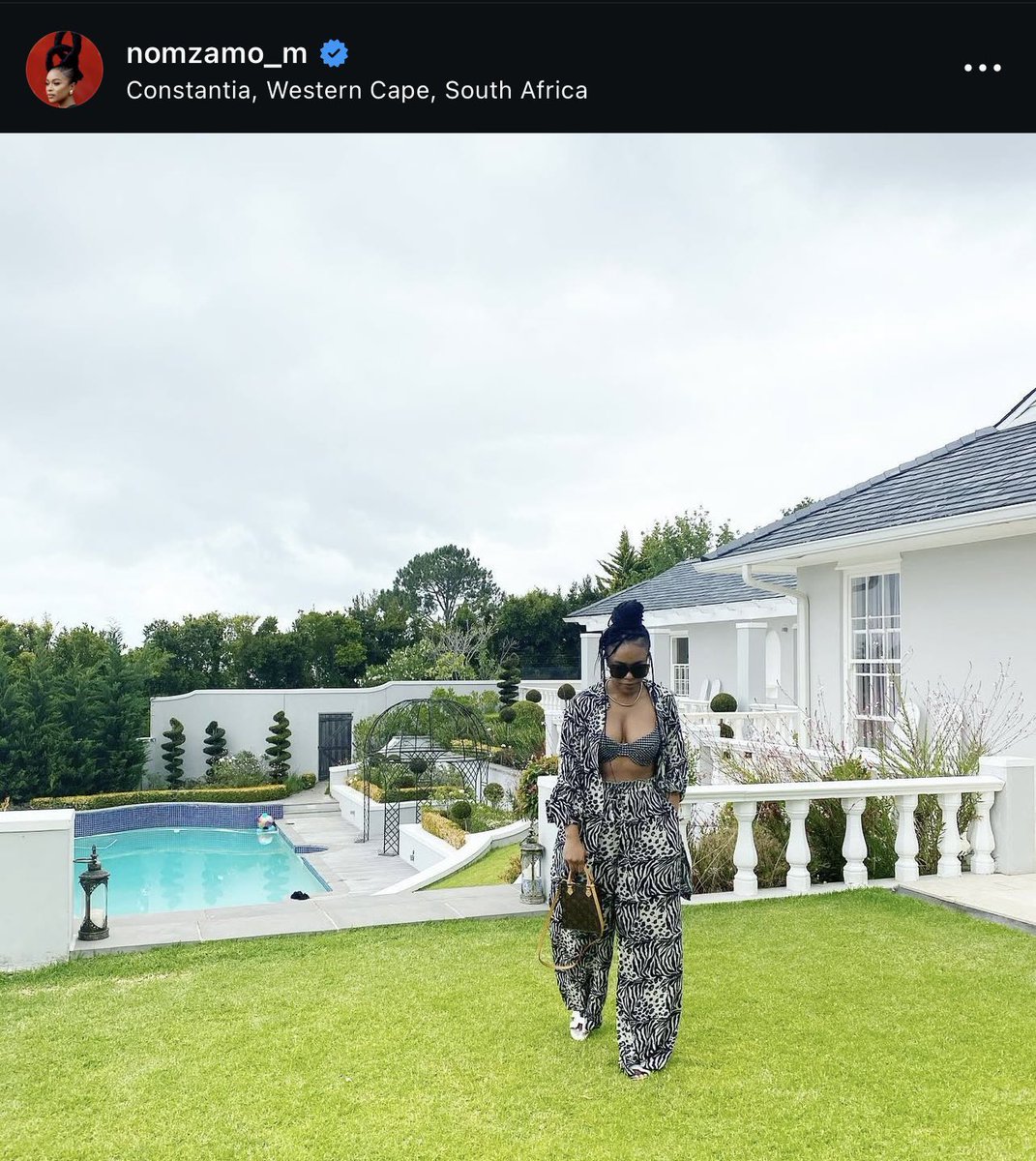 Net Monthly Salary Estimate
- Gross annual salary: R 3.2 million (≈ R 266,700/month).  
- For 2024/25, SARS tax on income over R 1,817,000 is R 644,489 + 45% on the excess.  
- Total annual tax ≈ R 1.266 million, leading to a net income of about R 1.934 million (≈ R