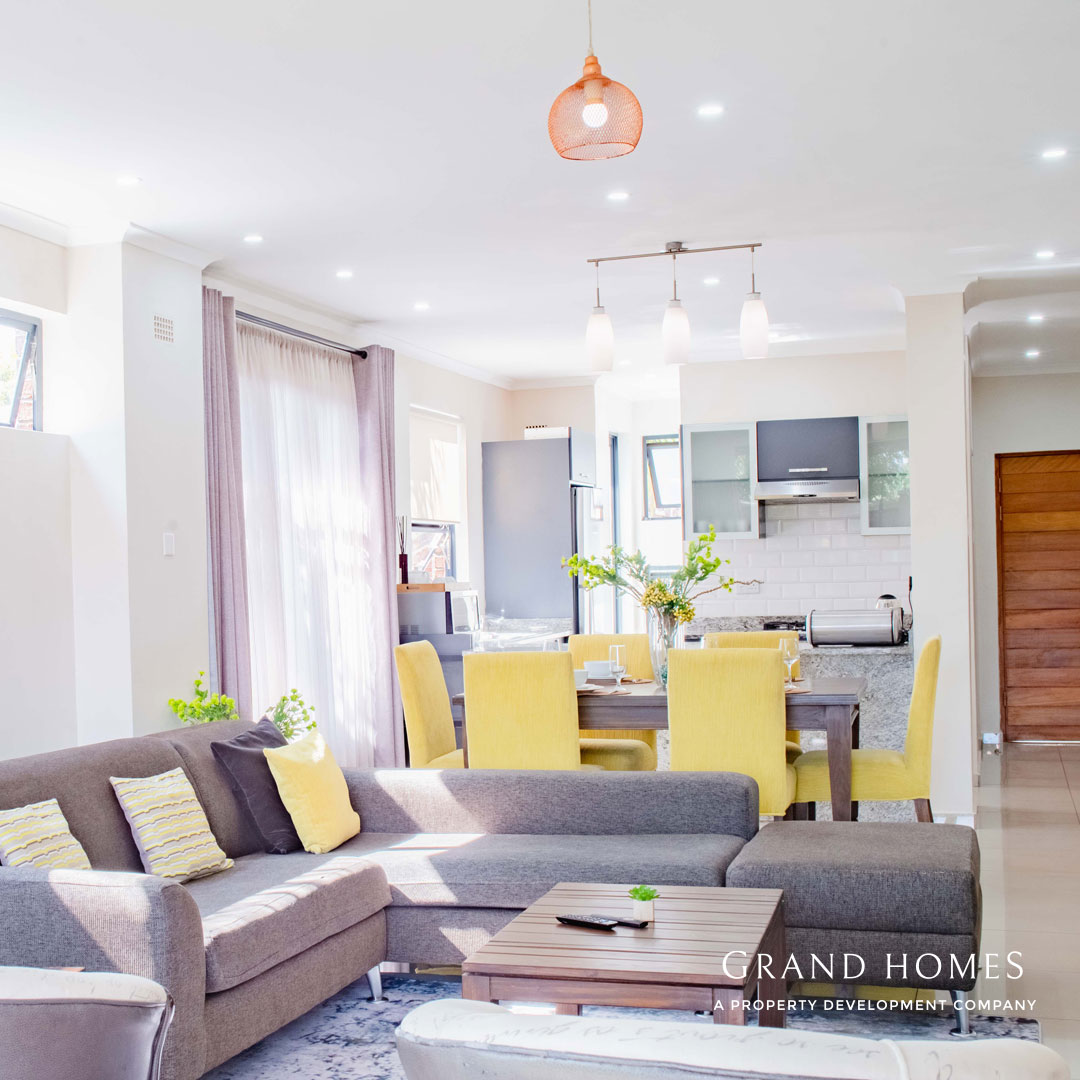 🍃 Midweek reset? Do it in style at Sibiti Estates, Greencroft!
🏡 Gated comfort for up to 6 guests
💵 From $150/night
✅ Wi-Fi, water, power backup, security &amp; more
📍 Your home away from home
🔗 grandhomes.hospitable.rentals
📞 +263 789 267 824
#SibitiEstates #MidweekVibes