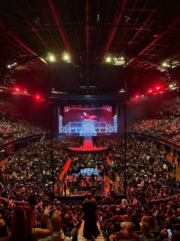 Pop Stellar tweet media