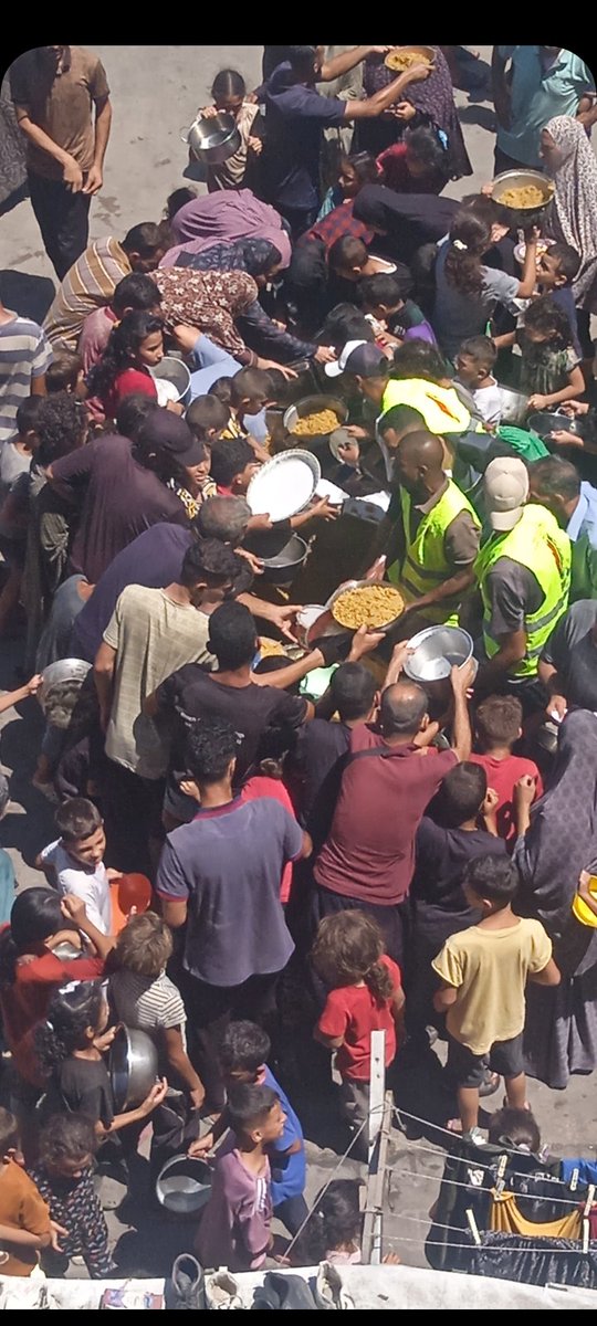 If you’re scrolling, PLEASE leave a dot.