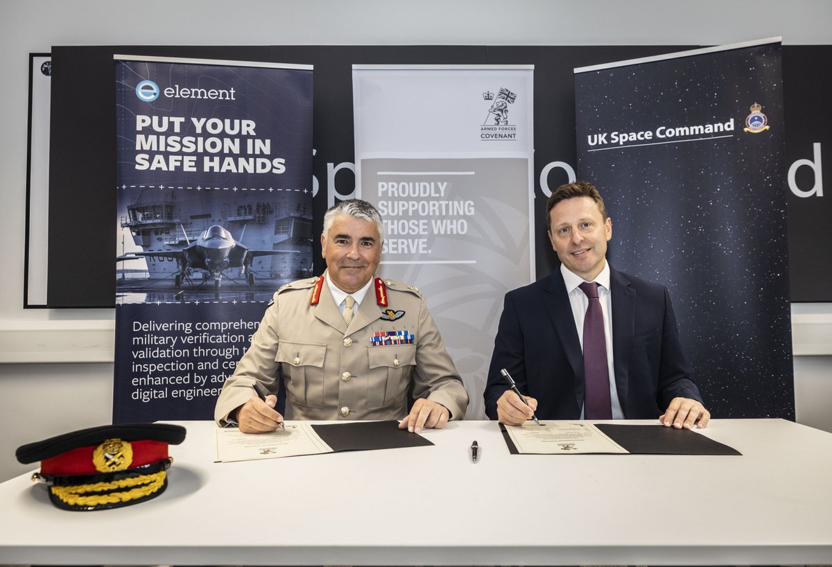 ElementTesting's tweet image. Proud to Support Our Armed Forces Community 🇬🇧
We’ve signed the UK #ArmedForcesCovenant — a pledge to support veterans and reservists across the UK.
@Element_Materials is committed to:
🔹 Flexibility for military commitments
🔹 Targeted training
🔹 Inclusivity
@GLRFCA