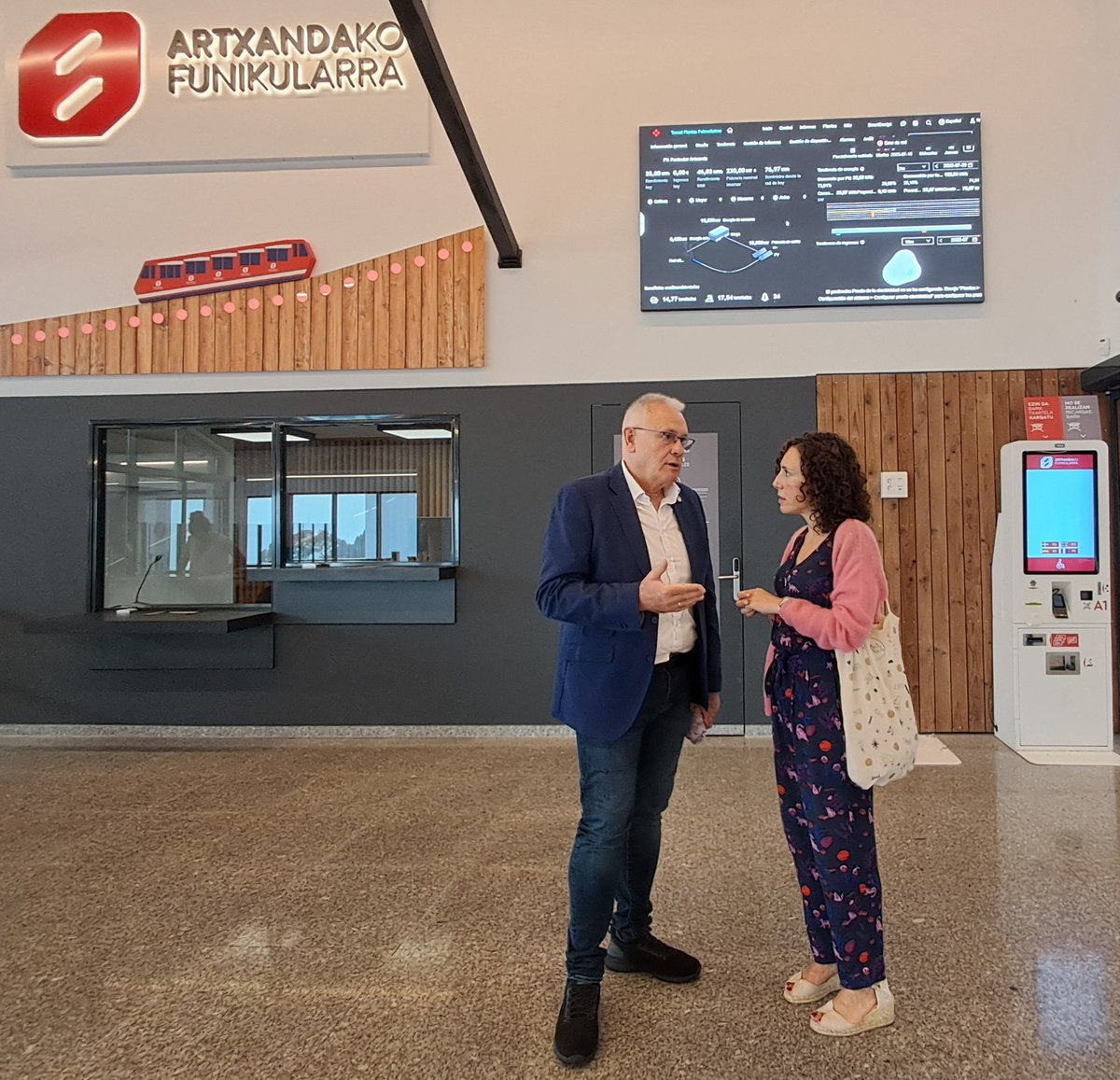 🅱️ Artxandako funikularreko goiko geltokia eraldatu dute eta gune moderno, irisgarri eta jasangarria da orain 🔗 labur.eus/va60vatp

🅱️ El funicular de artxanda transforma la estación superior en un espacio moderno, accesible y sostenible 🔗 labur.eus/v6m6lujg