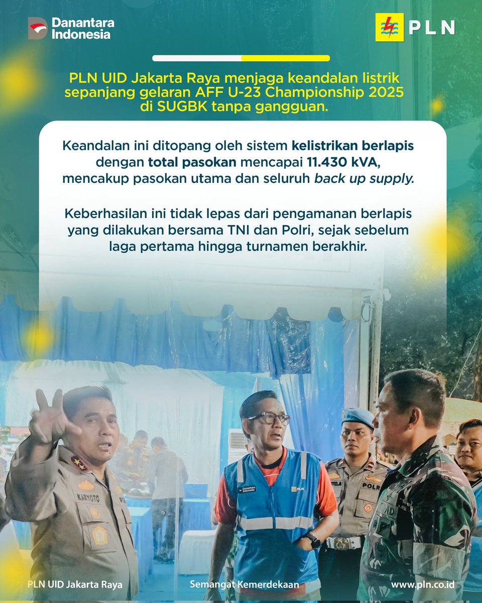 SahabatPLNJkt's tweet photo. PLN UID Jakarta Raya bersinergi dengan TNI dan Polri menjaga keandalan dan keamanan kelistrikan selama gelaran AFF U-23 Championship 2025.

Dari awal pertandingan hingga peluit akhir,
kami pastikan SUGBK tetap terang tanpa gangguan.

#PLNDisjaya #AFFU23 #GarudaMuda https://t.co/ljoPJnrq2n