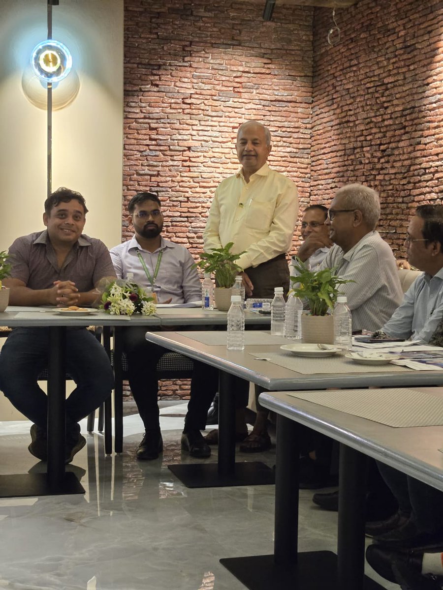 At the Indian Industries Association Office, RO Kanpur led an insightful seminar on the transformative Pradhan Mantri Viksit Bharat Rozgar Yojana (#PMVBRY) — launching Aug 1, 2025 —to assist first-time employees &amp; energise job creation by employers 
📸 Glimpses from the outreach.