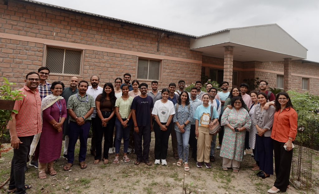 🎓 A warm welcome to the 2025 batch of M.Sc. Computational Social Science (MScCSS) – our flagship program – and new Ph.D. students at the School of Liberal Arts, IIT Jodhpur!

Wishing you all a rewarding and inspiring journey ahead. 🌟

#IITJodhpur #MScCSS