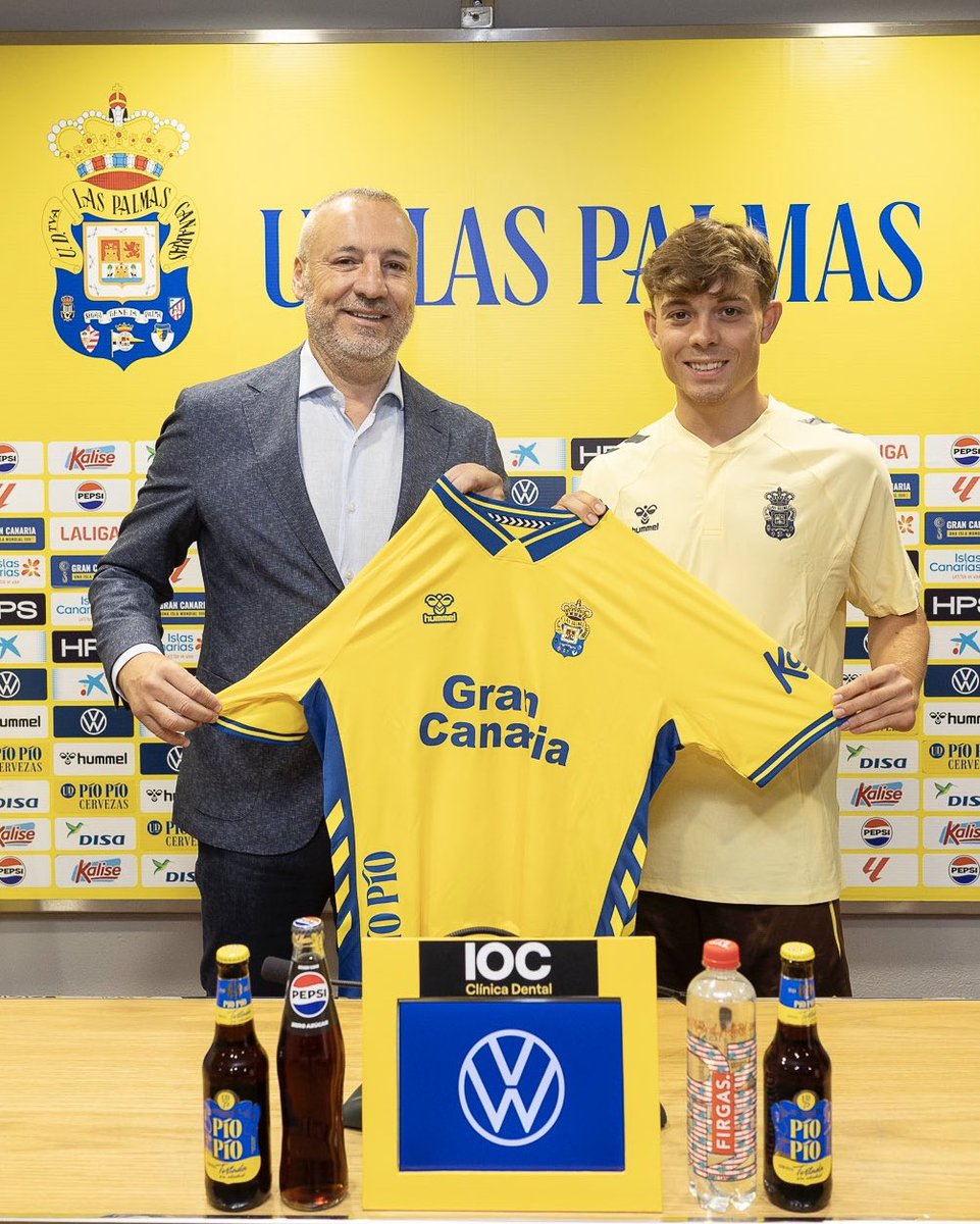 Nos preparamos para afrontar una ilusionante temporada junto a Lorenzo Amatucci. ¡Mucha suerte y bienvenido a tu nueva casa! 💛💙

#LaUniónHaceLasPalmas #SeremosMásUnión