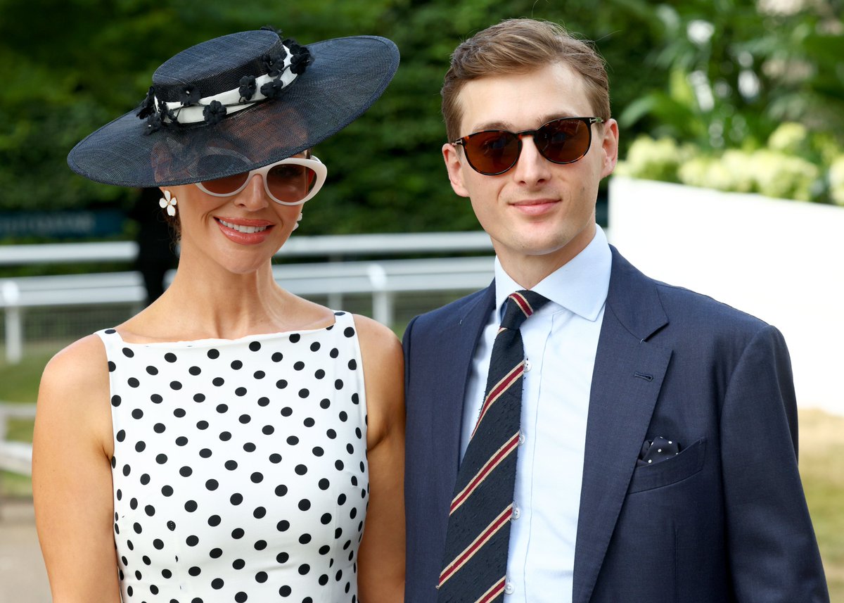 Hong Kong Racing (@hongkong_racing) on Twitter photo Scrubs up well! 🧼
Good to see our man <a href="/HarryBentley_/">Harry Bentley</a> and his partner Lorraine enjoying <a href="/Goodwood_Races/">Goodwood Racecourse</a>.
#HKRacing | <a href="/AtTheRaces/">At The Races</a> Scrubs up well! 🧼
Good to see our man <a href="/HarryBentley_/">Harry Bentley</a> and his partner Lorraine enjoying <a href="/Goodwood_Races/">Goodwood Racecourse</a>.
#HKRacing | <a href="/AtTheRaces/">At The Races</a>