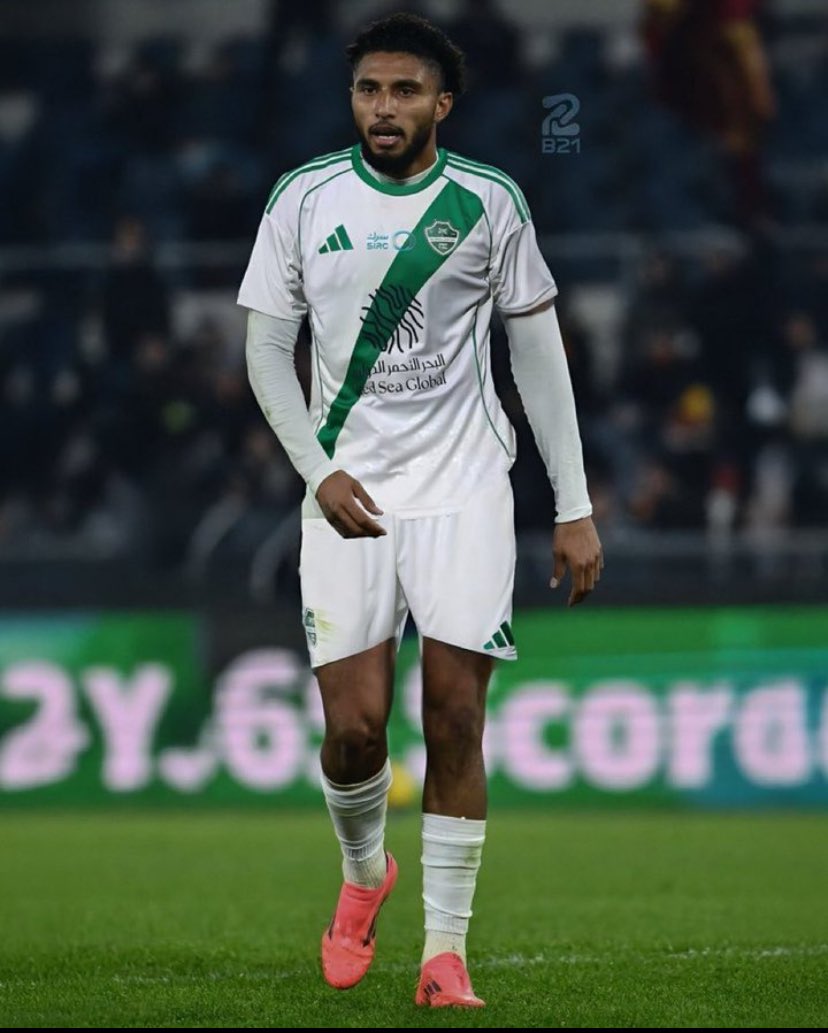 هذا مطلب للاهلي في القارات وبيخدم المشروعه ومناسب جدا
ضروري المسوؤل يخلص وينصف الاهلي بإحتياجاته الملحه 💚💚
#ايدرسون_للمشارك_فالقارات