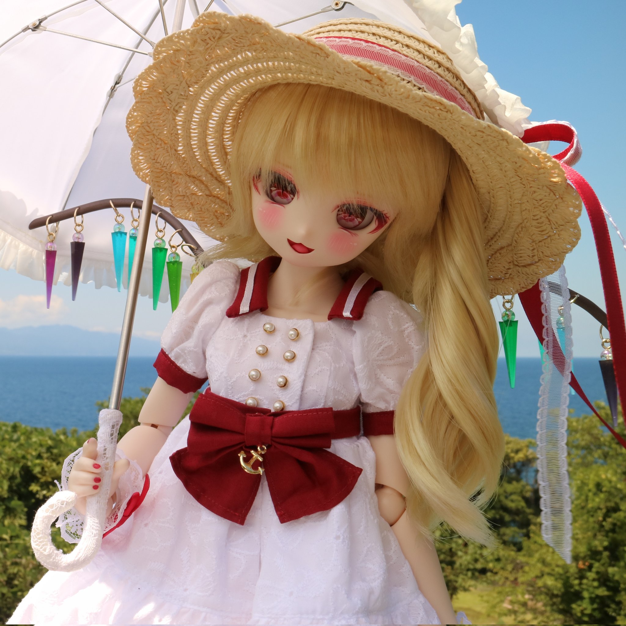 デコちゃん様 超特大　ブルーカメオ　ブローチ＆ペンダントトップ　カワイイ女の子 デコちゃん様 超特大 ブルーカメオ ブローチ＆ペンダントトップ