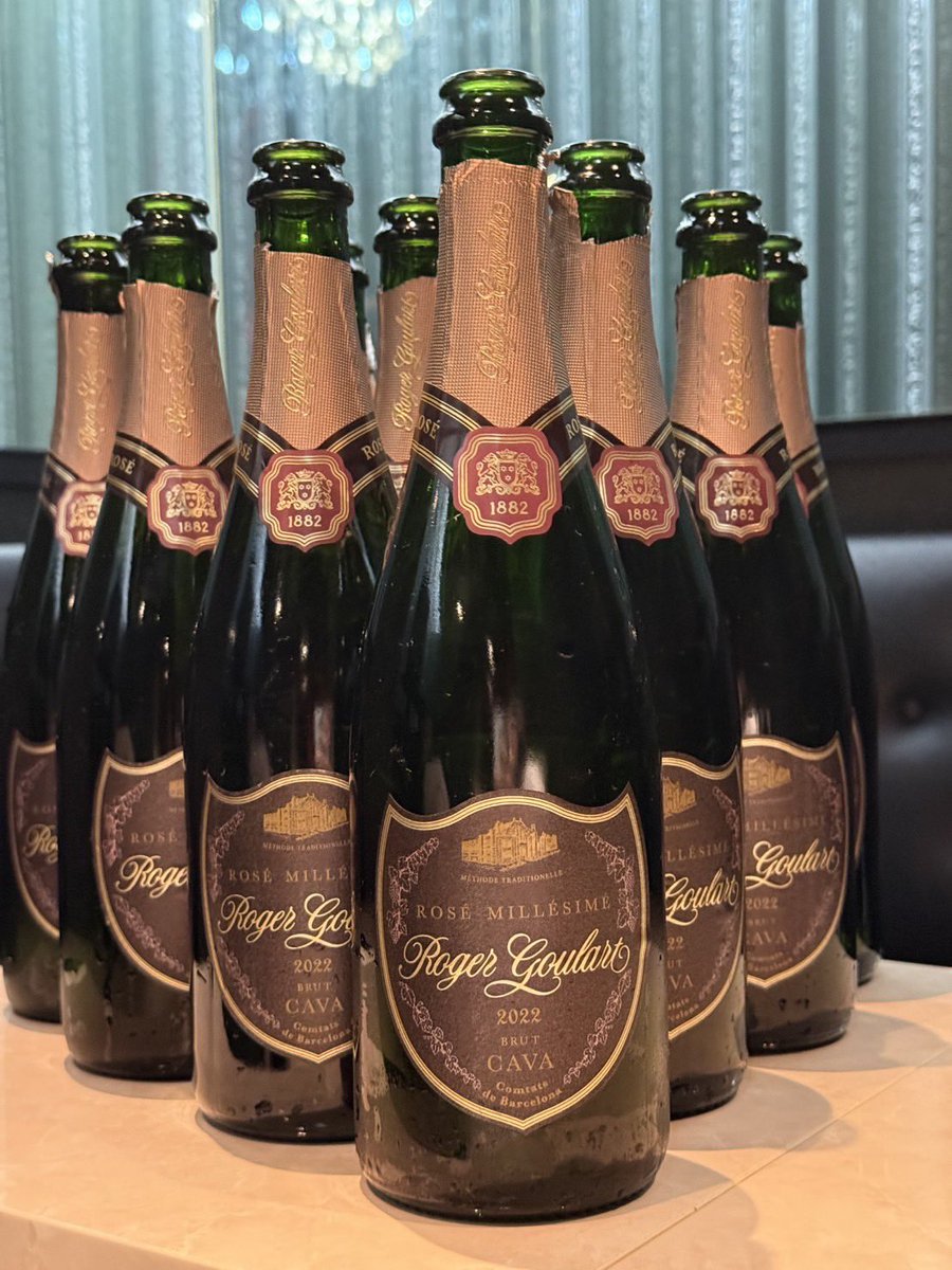 先月、そして1〜6月
本当にありがとうございました‼︎
感謝致します

7月もこんなご時世なのに
狙い撃ちできて幸せ

そろそろ気合い入れ直すか
明日の月末はゆるくやります

画像②先月
画像③今月