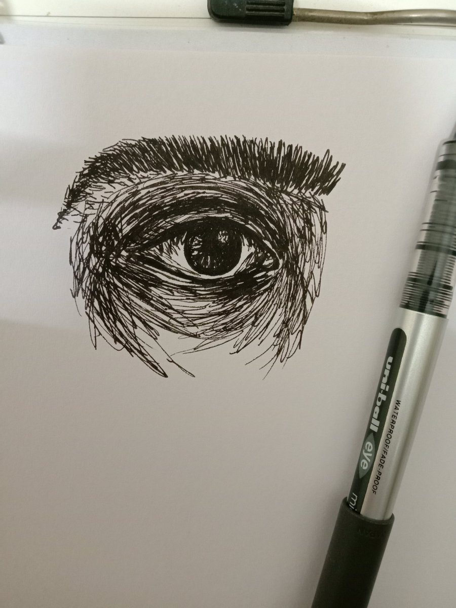 amateur artist tweet media