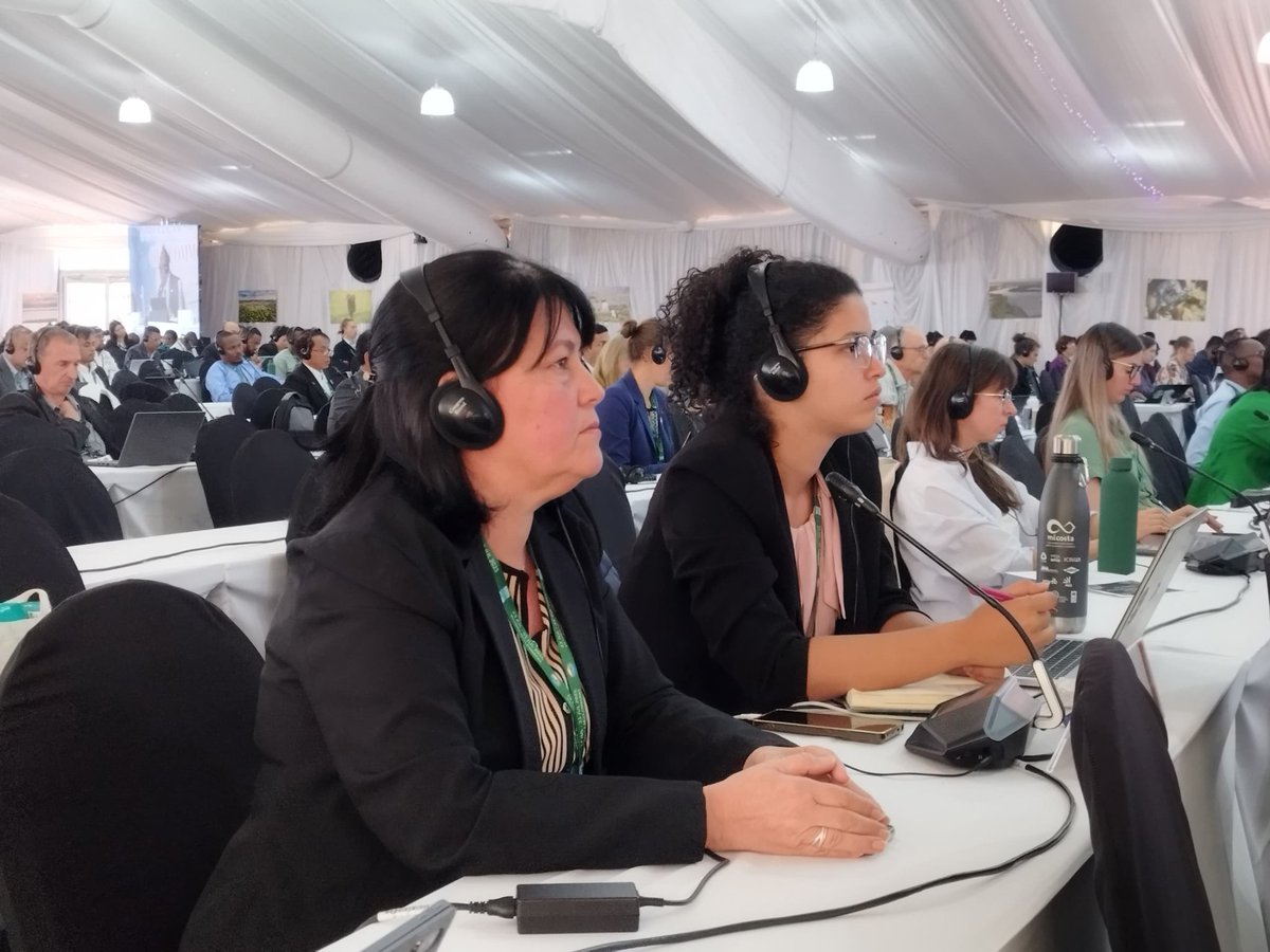 Adianez Taboada (@adianez_taboada) on Twitter photo Nuestra joven <a href="/InsJosefaPeaFe2/">Inés Josefa Peña Fernandez</a> participando en plenaria de #RamsarCOP15, da mucha satisfacción ver su excelente desempeño y su apego a los mejores valores de #MujeresEnRevolución <a href="/citmacuba/">Ministerio de Ciencia, Tecnología y Medio Ambiente</a> <a href="/EdMartDiaz/">Eduardo Martínez Díaz</a> <a href="/PresidenciaCuba/">Presidencia Cuba 🇨🇺</a> <a href="/PartidoPCC/">Partido Comunista de Cuba</a> <a href="/ArmandoRguezB/">Armando</a> Nuestra joven <a href="/InsJosefaPeaFe2/">Inés Josefa Peña Fernandez</a> participando en plenaria de #RamsarCOP15, da mucha satisfacción ver su excelente desempeño y su apego a los mejores valores de #MujeresEnRevolución <a href="/citmacuba/">Ministerio de Ciencia, Tecnología y Medio Ambiente</a> <a href="/EdMartDiaz/">Eduardo Martínez Díaz</a> <a href="/PresidenciaCuba/">Presidencia Cuba 🇨🇺</a> <a href="/PartidoPCC/">Partido Comunista de Cuba</a> <a href="/ArmandoRguezB/">Armando</a>