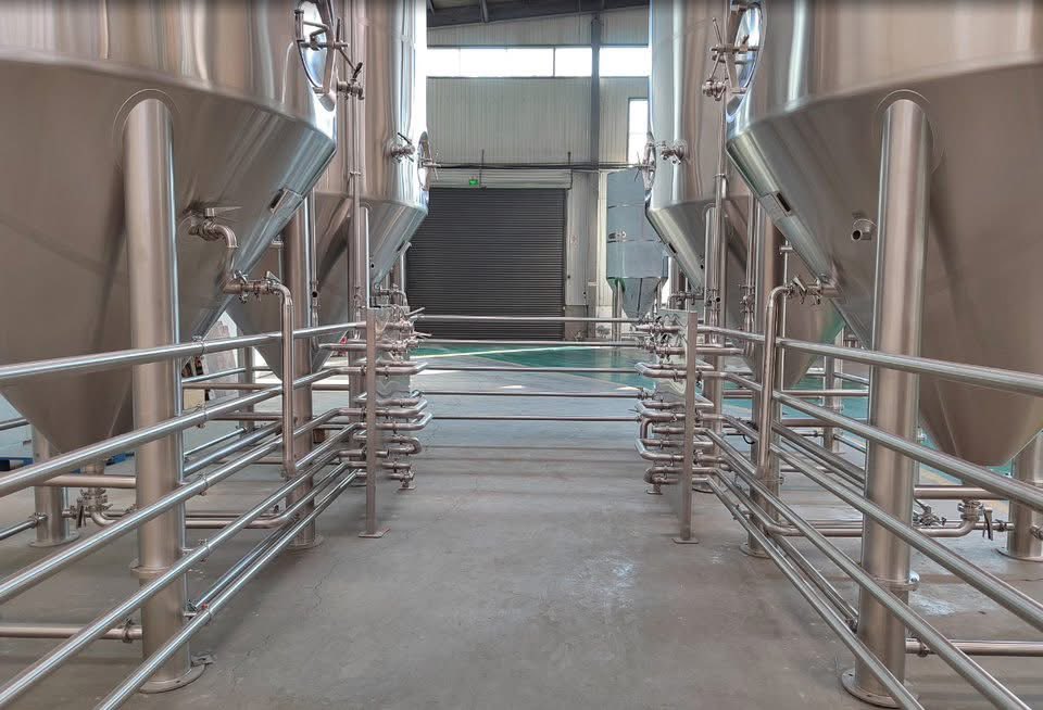 ynggung382957's tweet image. microbrewerysystem.com
12000L large fermentation tank

tiantaisale@cnbrewery.com
#fermenter
